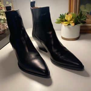 Sergio Rossi Shoes | Sergio Rossi Ankle Boot | Black Leather | Size 7.5